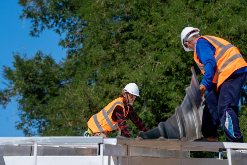 How Roofyng.co.uk works for hail damage roof repair